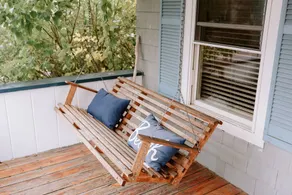 Pine Point Beach House - steps from the beach! - Image 3