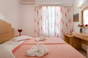 MARIAS HOSPITALITY - Image 2