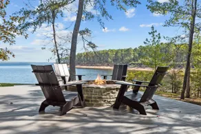 Lakefront Sam Rayburn modern home - amazing views! - Image 4