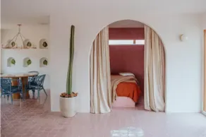 Pink Oasis + Casita 5 Acres Spa Pool by CasaCabin - Image 2