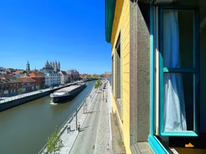 Private apartment along the Scheldt + Private parking - Image 4