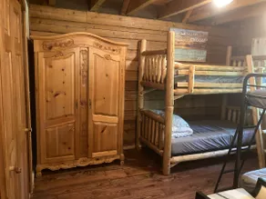 *Sugar Creek Cabin w/spa bordering 2 state parks! - Image 4