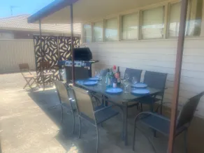 Relaxing on Vale: Historic Nagambie home with WIFI - Image 4