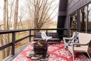 Cozy Rustic Cabin In The Hamlet Of Shushan NY. with  incredible views - Image 5