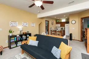 Cozy, Private Guest Suite & Backyard Oasis - Image 4