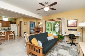 Cozy, Private Guest Suite & Backyard Oasis - Image 3