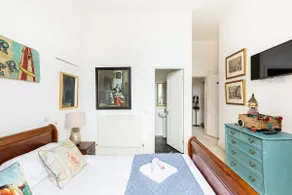 Unique styling with balcony views and parking - Image 4