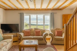 Cosy cottage set in acres of Kent countryside - Image 3