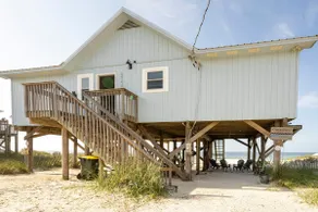 Got it Good Beach Front House! - Image 2