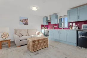 Grassholm Cottage with Hot Tub - Dog Friendly - Image 5