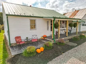 Edge of Town Getaway - Image 3