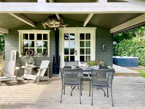 My Sensual Being - Guest Chalet - Breakfast Included - Image 2