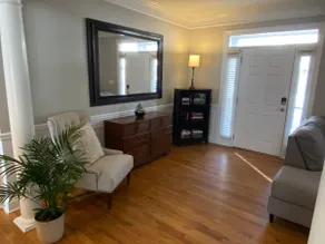 At Home in the ATL, Private Townhome w/Parking - Image 5