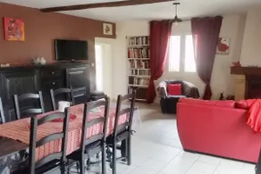 Large country house on 7-hectare farm - Image 3