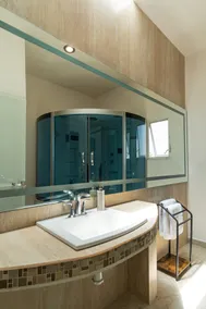 Private pool, tub, terrace, chimney, king bed - Image 5