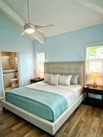Recently Built! - 3 Bed/3 Bath House with Amazing View & Large Private Deck - Image 5