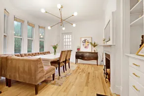 3-Story Modern Comfort w/ Parking | 17 min EWR - Image 3