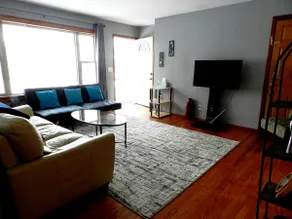 Entire duplex next to waterfront - Image 5