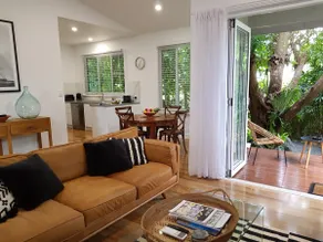 Central modern cottage - Image 2