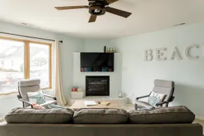 Rustic Beach Condo 3 blocks from the beach! - Image 5