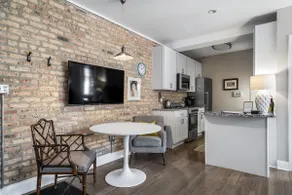 The Emil - Designer Lincoln Square Flat - Image 3