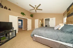 Cozy Modern 3BR 20 mins Downtown & Grand Park - Image 5