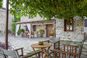 Zoes House - Image 4