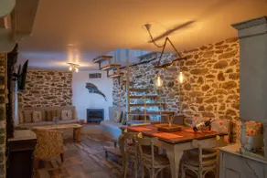 Zoes House - Image 5