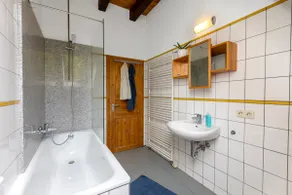 Close to nature & stylish living in the old farmhouse - Image 4