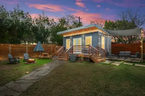 BeeNBee: Cozy Stay & Patio - Image 5