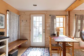 Absolutely Gorgeous Vermont Garden Cottage - Image 4