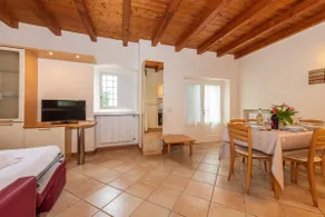 Peschiera d/G Three-room Standard Bertoletta - Image 4