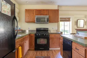 Shepards Cove Bohemian Bungalow - Image 2