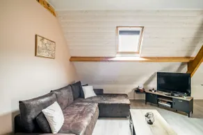 New apartment in detached house - Image 2