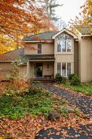 Mountain Lake House - Image 2
