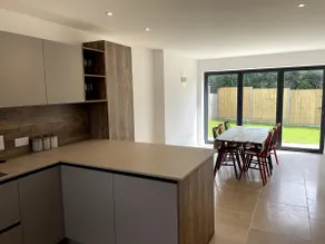 Beautiful Countryside Home - Image 4