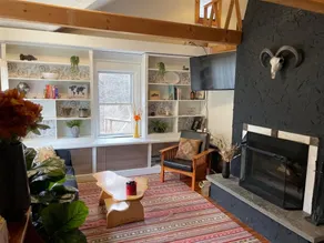 Catskills Cabin with Hot Tub near Hiking - Image 4