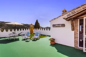 El Pasero penthouse with solarium - Image 3