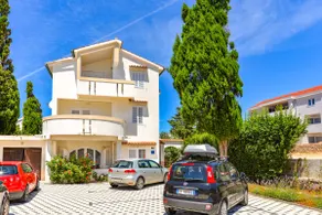 ANKICA R - modern two bedroom app. near the center - Image 5