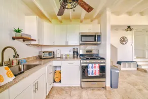 NEW - Pineapple Loft - Entire House Downtown Hilo with AC - Image 4