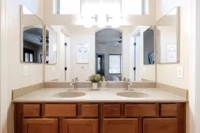 Switch Between Pools and Sprawling Parks at the Park House - Image 5
