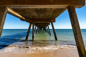 Beachy Keen in Gorgeous Henley Beach - Image 3