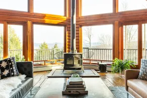 Modern & Chic Log Home-Spectacular Mountain Views! - Image 4