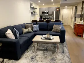 Cozy Home Away from Home Condo<15 min to downtown! - Image 4