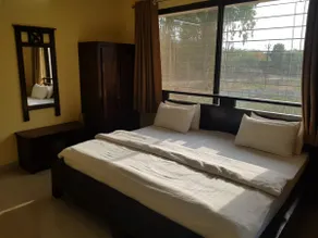 3BHK Apartment-3 Baths-Terrace, AC, TV, Wifi - Image 5