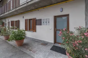 la corte di silvia center 5 - Image 5