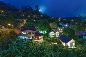 Villa Alejandro-Luxurious house with a beautiful view - Image 2