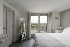 Tregiffian Barn. GORGEOUS BARN, AMAZING SEA VIEWS, NEAR GWENVER & SENNEN BEACHES - Image 5