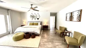 Fantastic MidCentury Modern, Pool, Views, Privacy! - Image 2