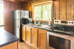Brushcreek Retreat - Adams County Cabin - Image 2